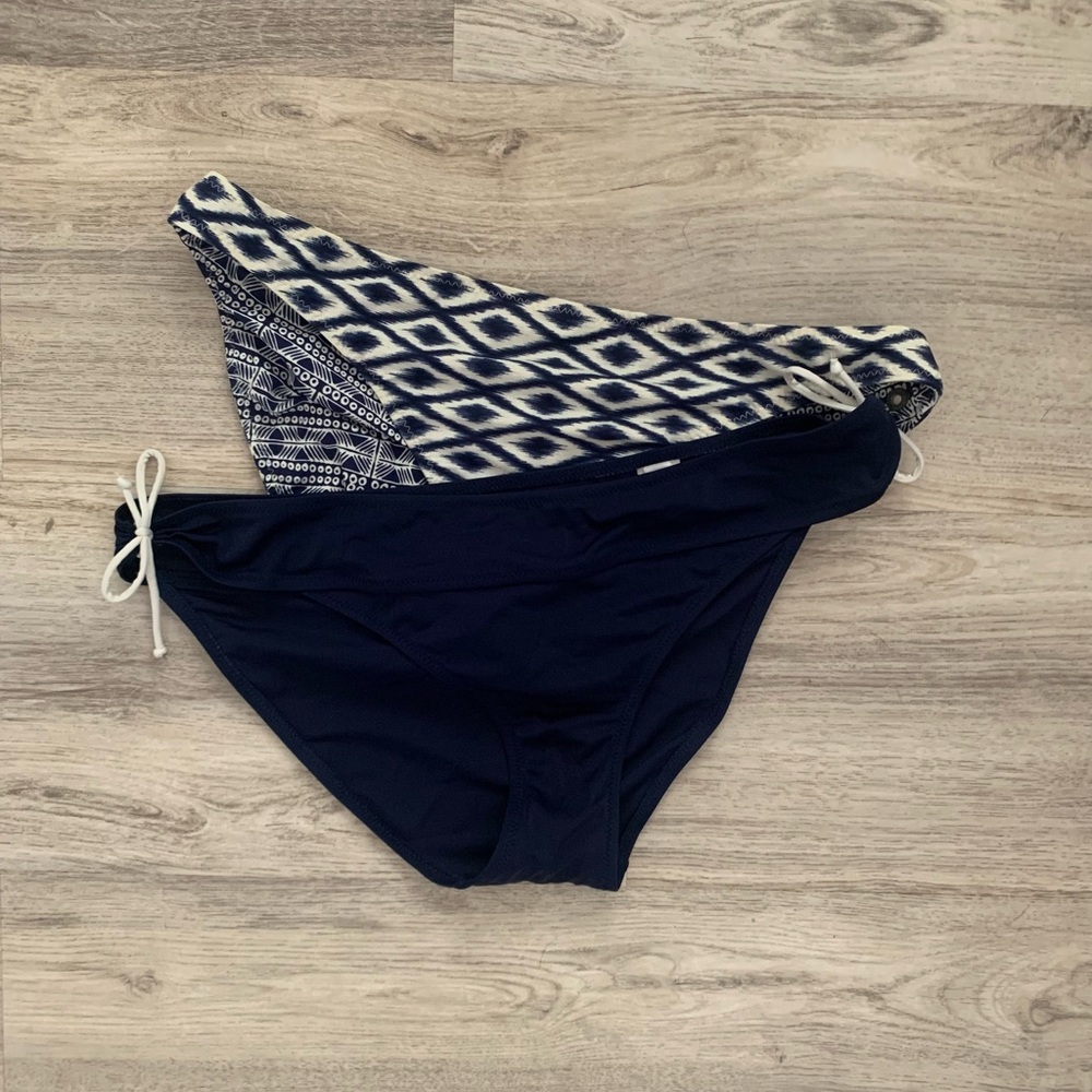 Navy and Patterned Bikini Bottoms - Picture 2 of 3
